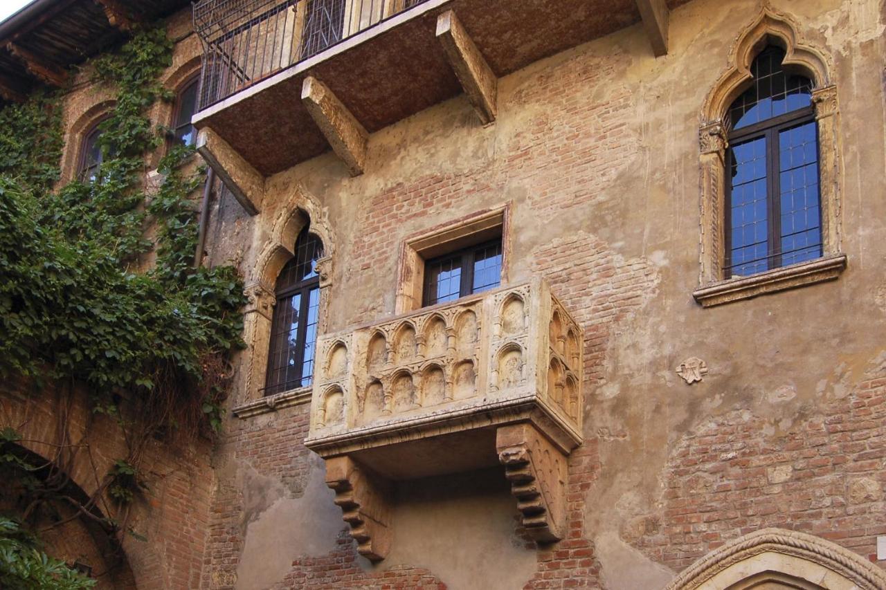 Vitti'S Home Verona 4 - Apartment Екстериор снимка